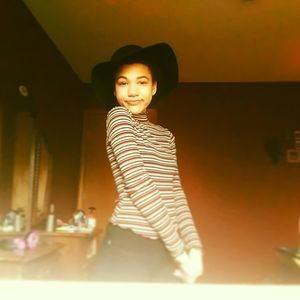 Meet your Posher, Ana